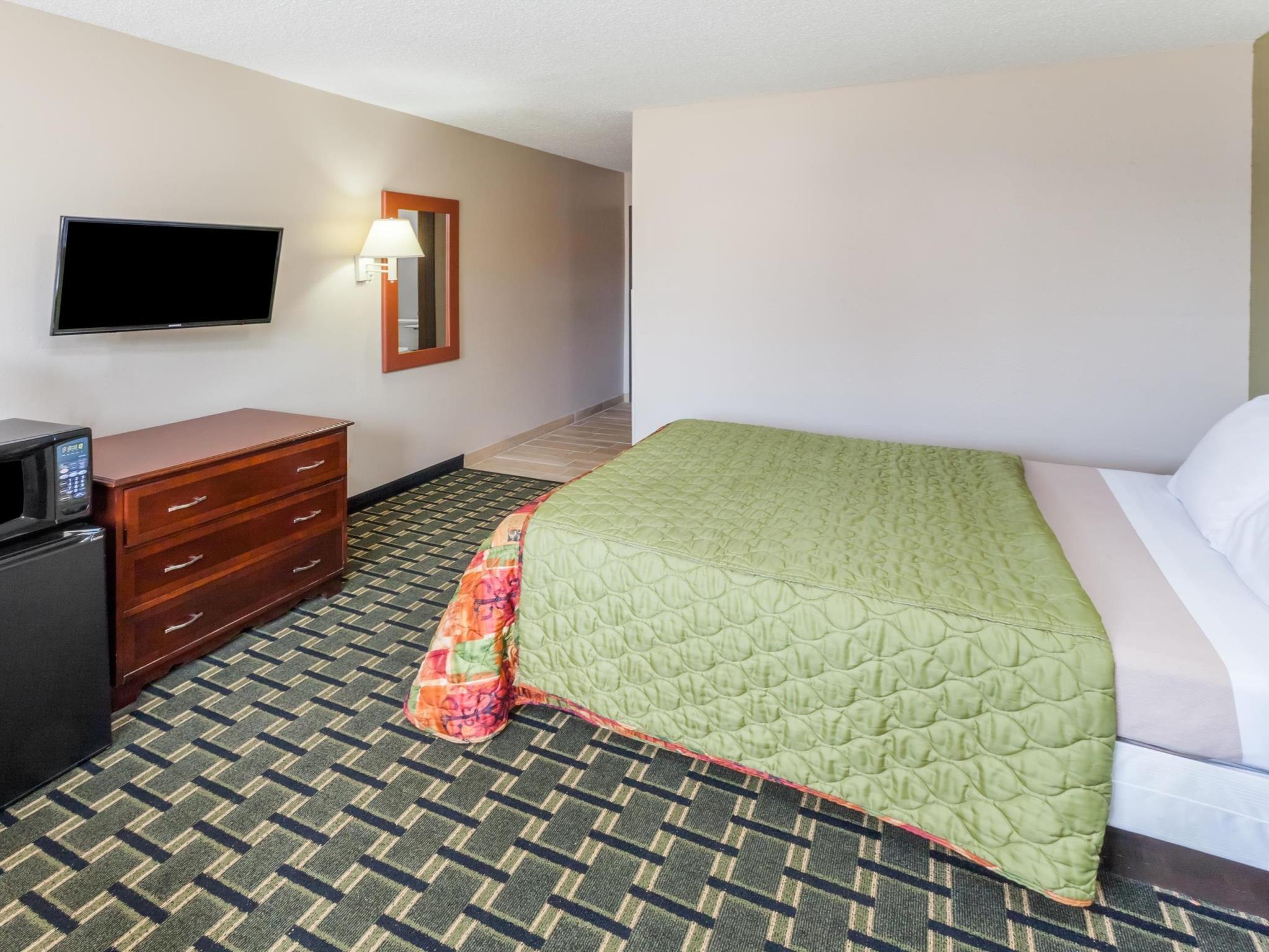 Super 8 By Wyndham Michigan City Eksteriør billede